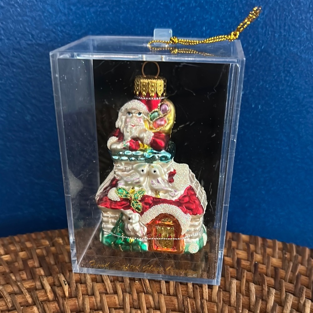 NWT Unique Treasures Hand Blown Glass Ornament Santa Claus in Chimney